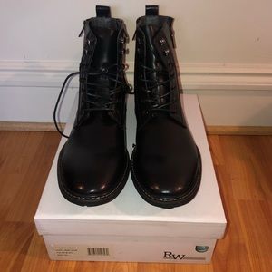 Robert Wayne Thatcher zip up combat boot
